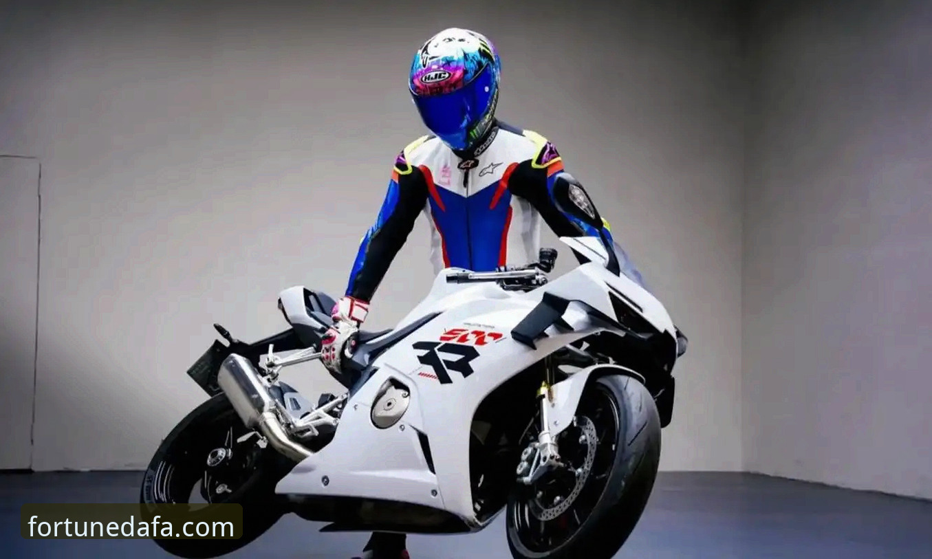 世界超级摩托车锦标赛匈牙利站逆转夺冠全程评测——张雪机车车队德比斯最后一圈连超2人的深度解析
